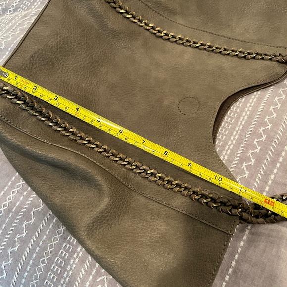 Altar’d State Purse - Picture 9 of 9